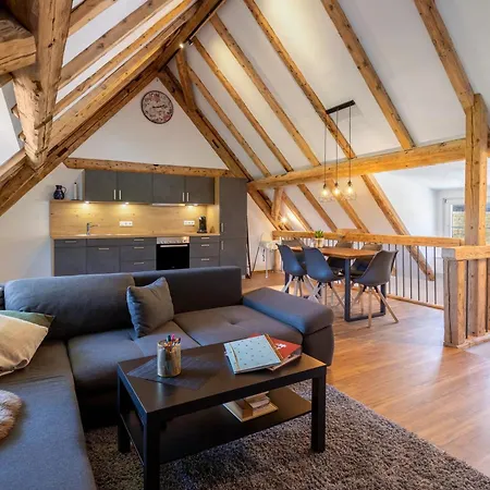 Muehlen Apartment